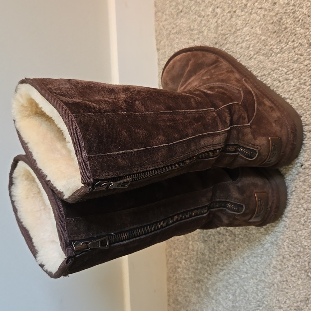 UGG Knightsbridge Dark Brown Suede Mid-Calf Boots Sheepskin Zipper Back Sherpa 7